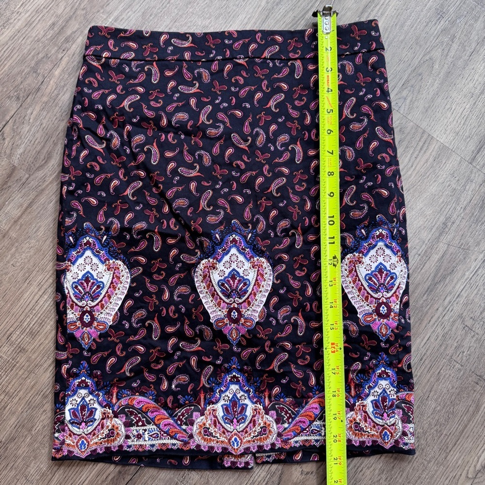 J. Crew The Pencil Skirt Paisley Pattern - Size 0 - Picture 2 of 9